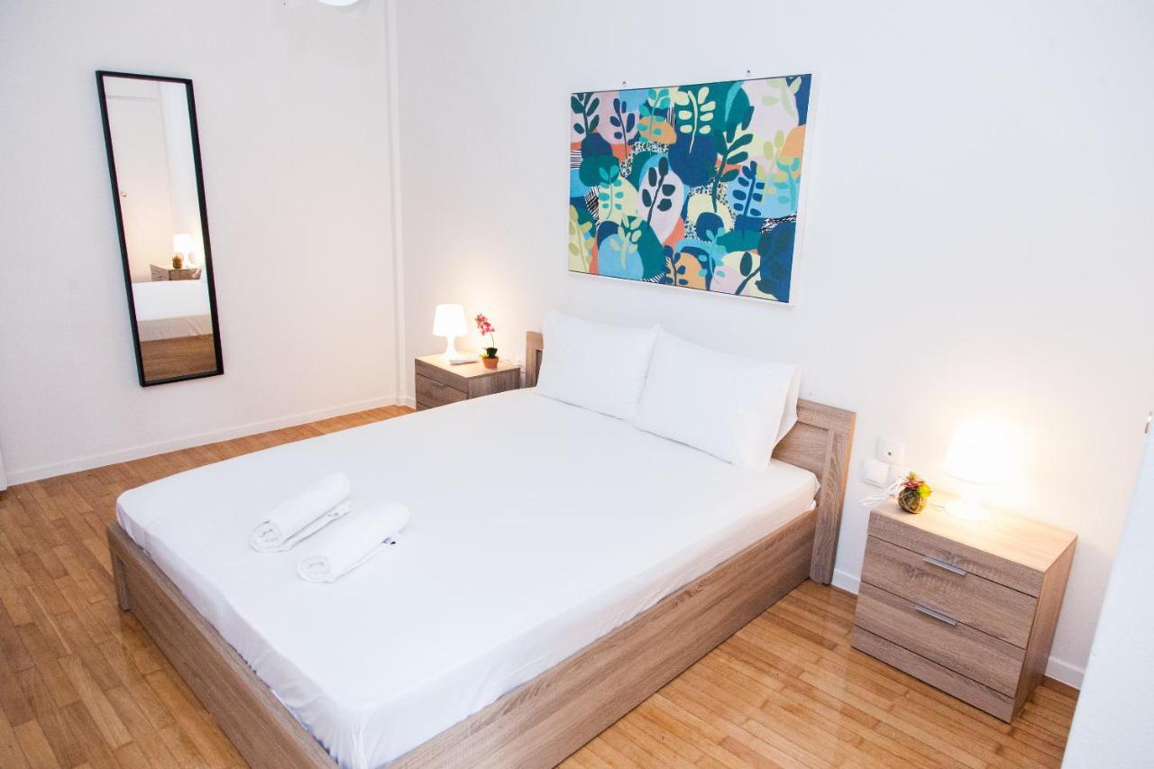 Appartamento Elegant Apt In Kifisia! Atene Esterno foto