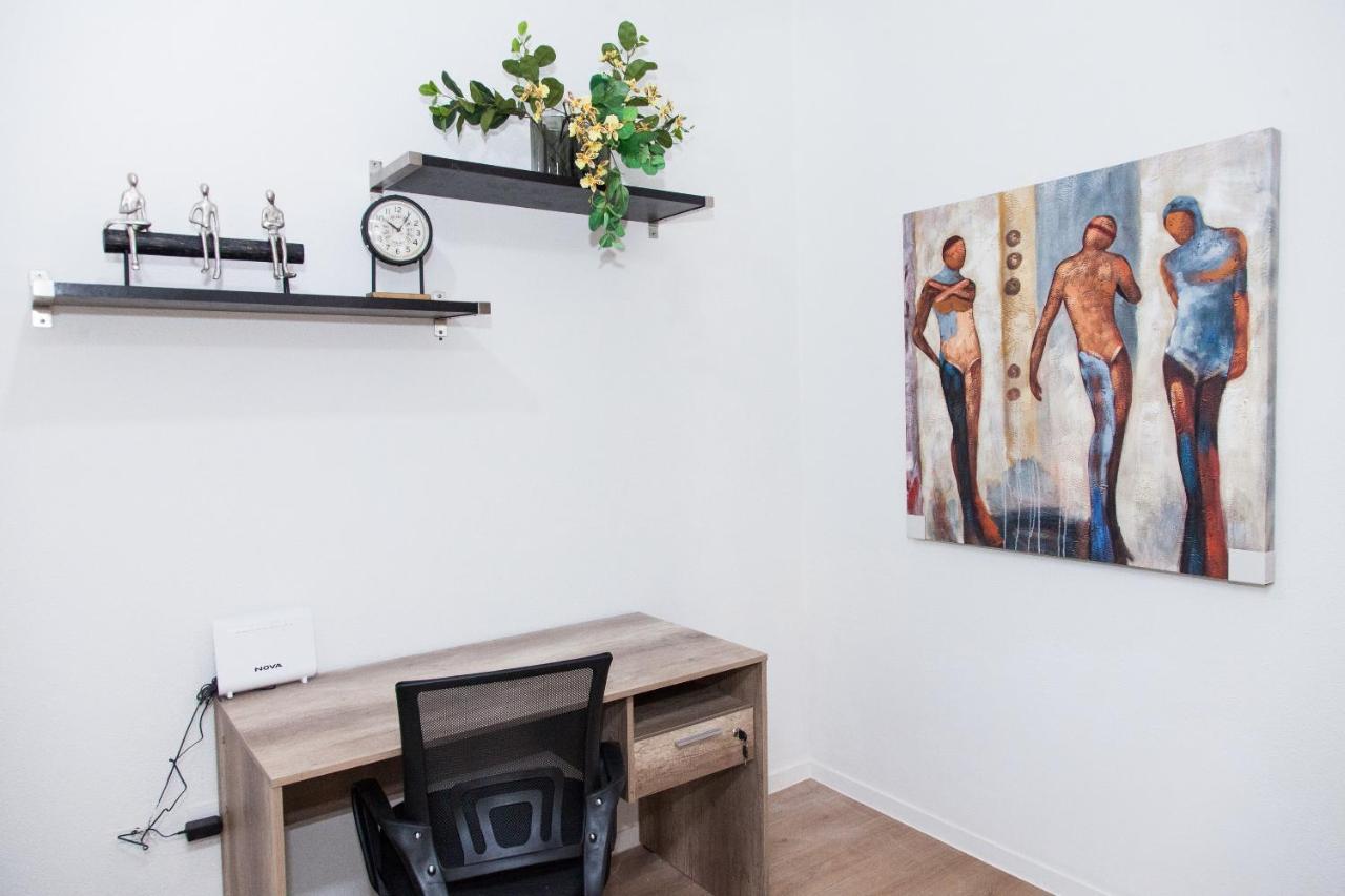 Appartamento Elegant Apt In Kifisia! Atene Esterno foto