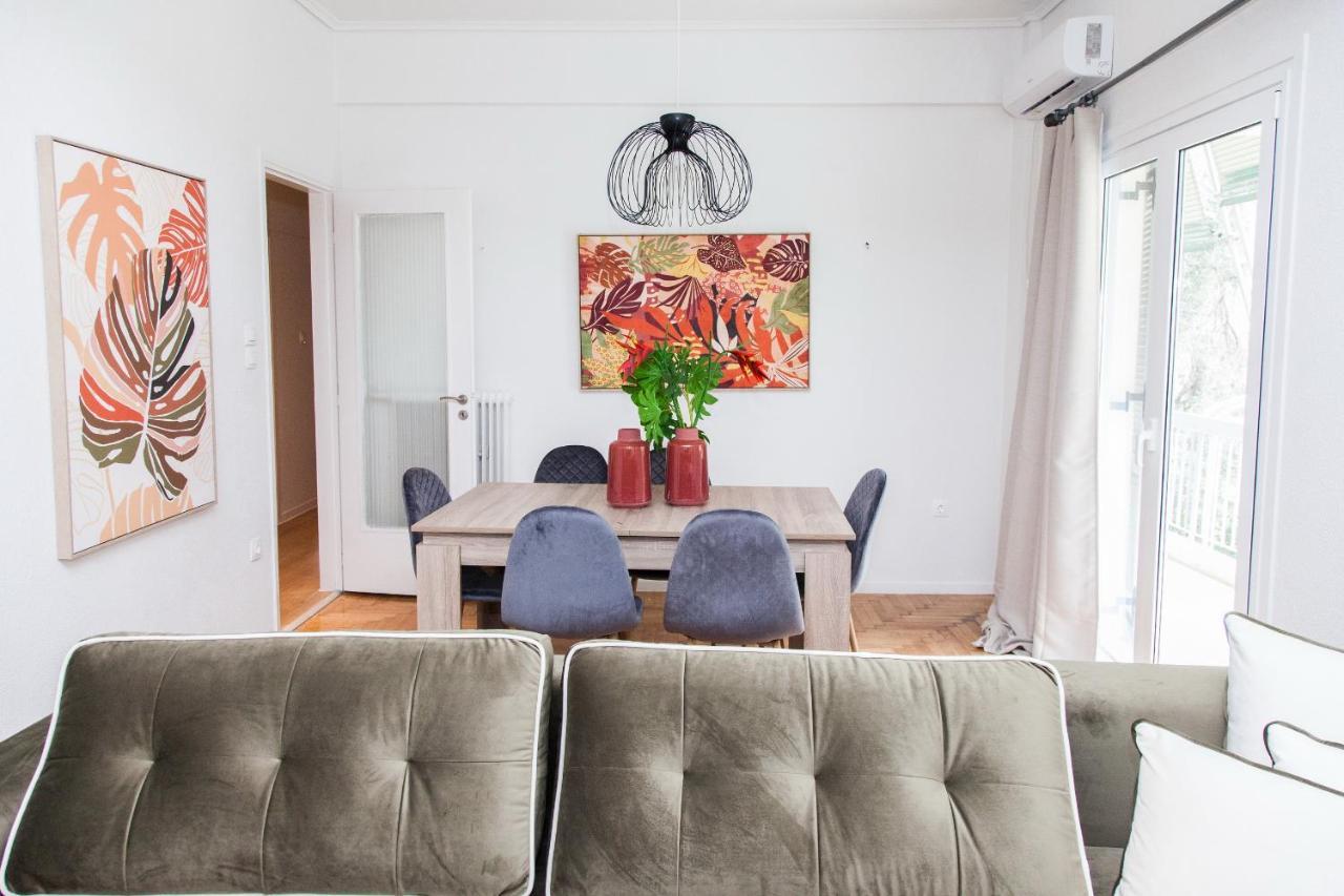 Appartamento Elegant Apt In Kifisia! Atene Esterno foto