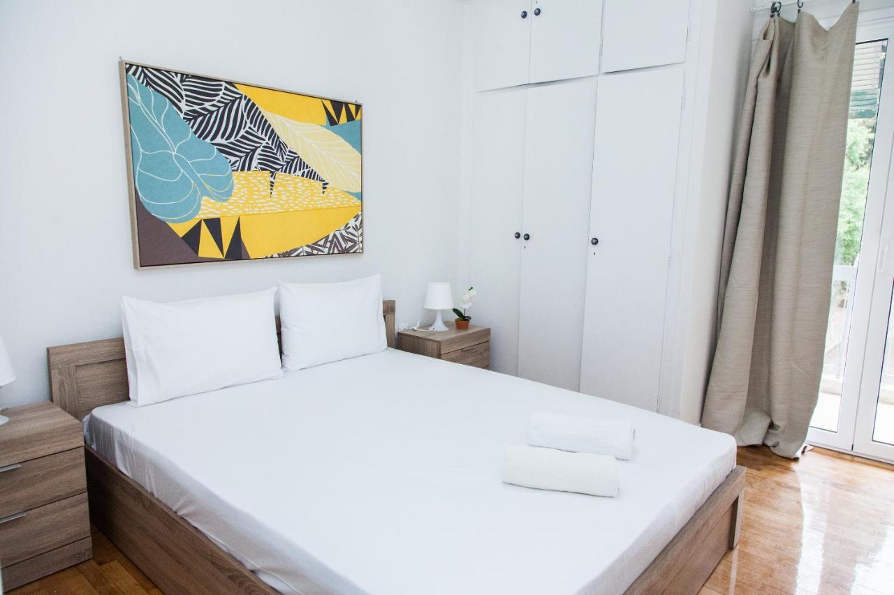 Appartamento Elegant Apt In Kifisia! Atene Esterno foto
