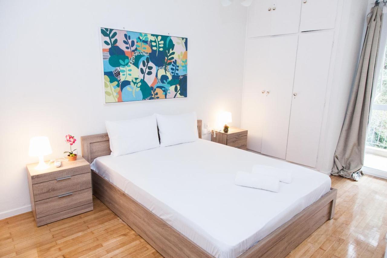 Appartamento Elegant Apt In Kifisia! Atene Esterno foto