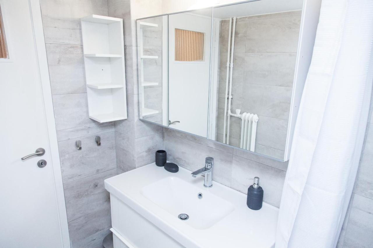 Appartamento Elegant Apt In Kifisia! Atene Esterno foto